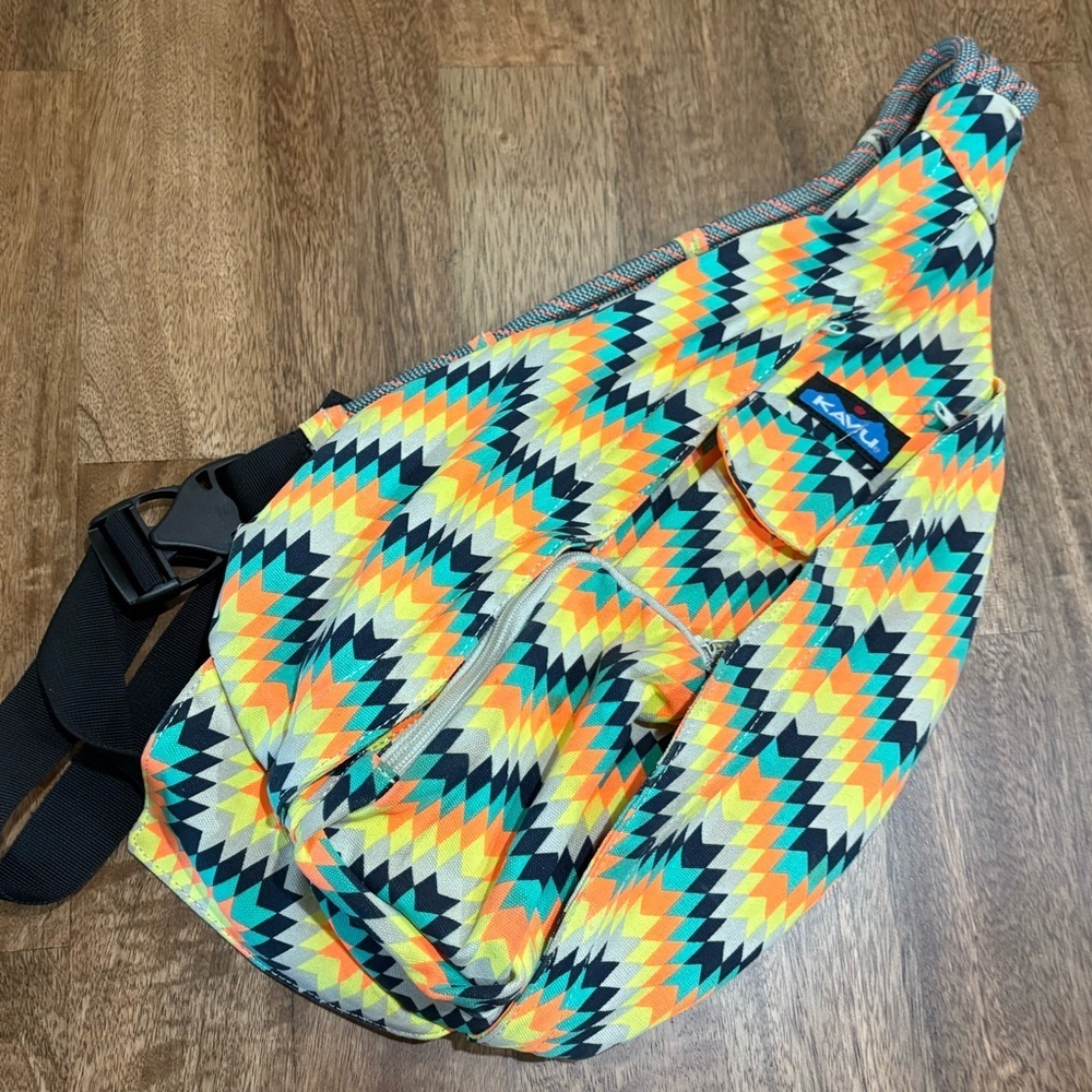 KAVU bag. Backpack Crossbody Purse Sling. Chevron pattern. Outdoor activities.